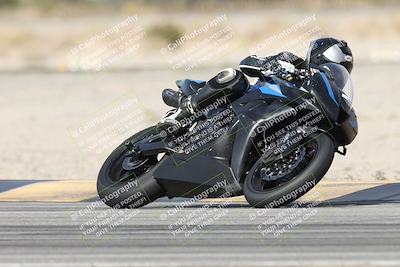 media/Nov-16-2025-Race Pace (Sun) [[8c5fa54630]]/Verified Riders/7-Turn 4 (1155am)/